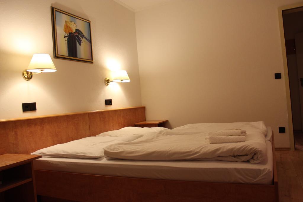 Hotel Gaya Bad Soden am Taunus Zimmer foto